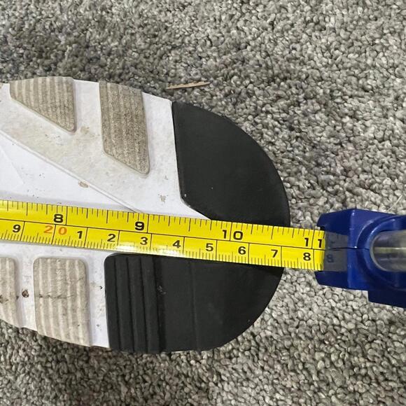 Nike Women’s Huarche Sneakers size 6.5 - Picture 9 of 9